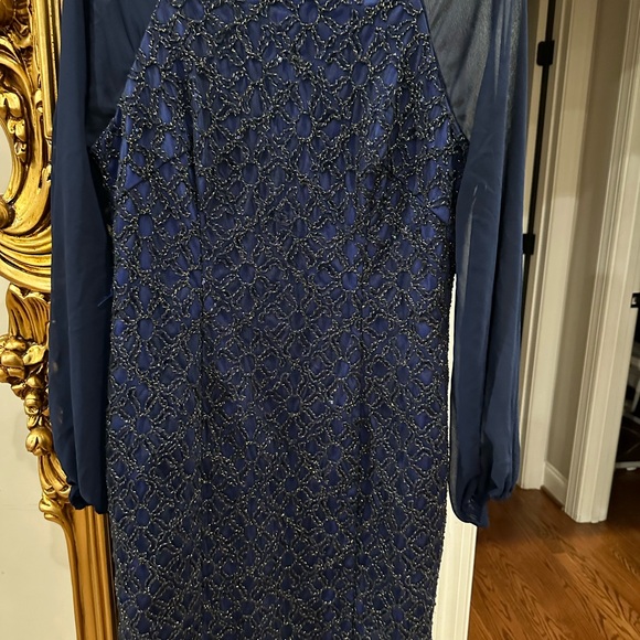 JS Collection - Picture 1 of 4